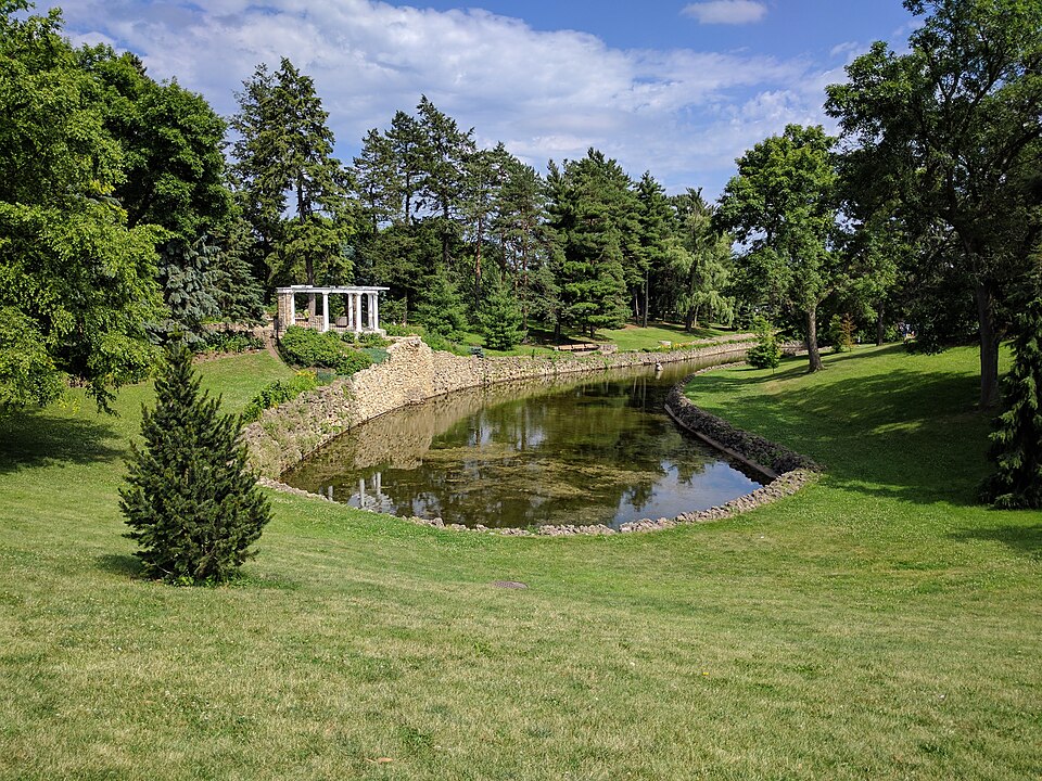Pond at Como Regional Park in Saint Paul, MN.